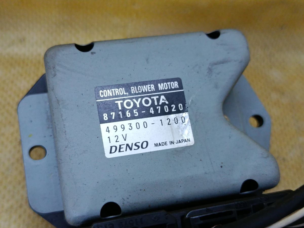 Мотор печки на Toyota Prius NHW20 Фото 5