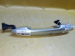 Ручка двери на Toyota Noah AZR60G Фото 4