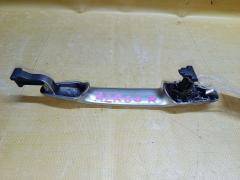 Ручка двери на Toyota Noah AZR60G Фото 5