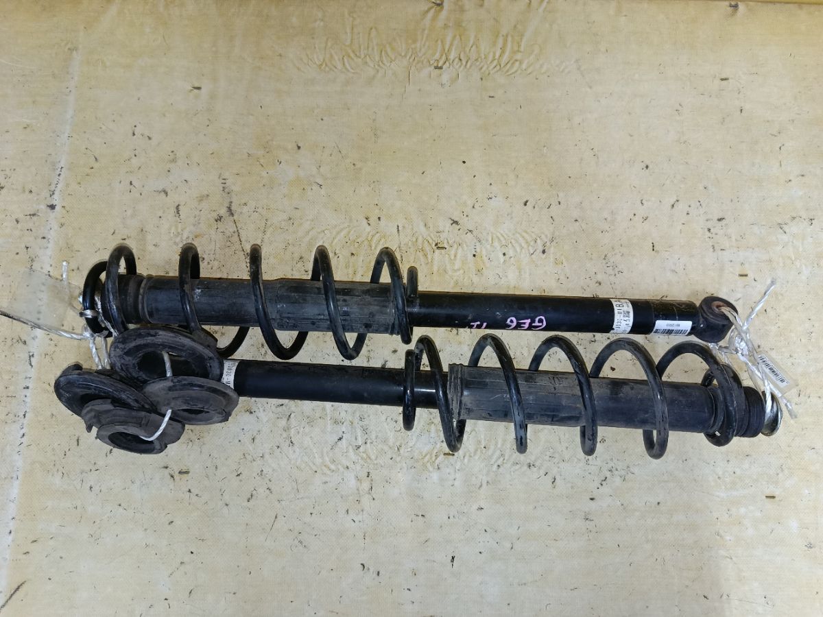 Амортизатор 52610-TF0-J030-M1, 348016, 52610-TF0-G12, 52610-TF0-J03, 52610-TG0-T03, 52610-TG5-C02, 52610-TK6-A03, CR-003R-GE6, SJ-003R-GE6, ST-003R-GE6 на Honda Fit GE6 Фото 3