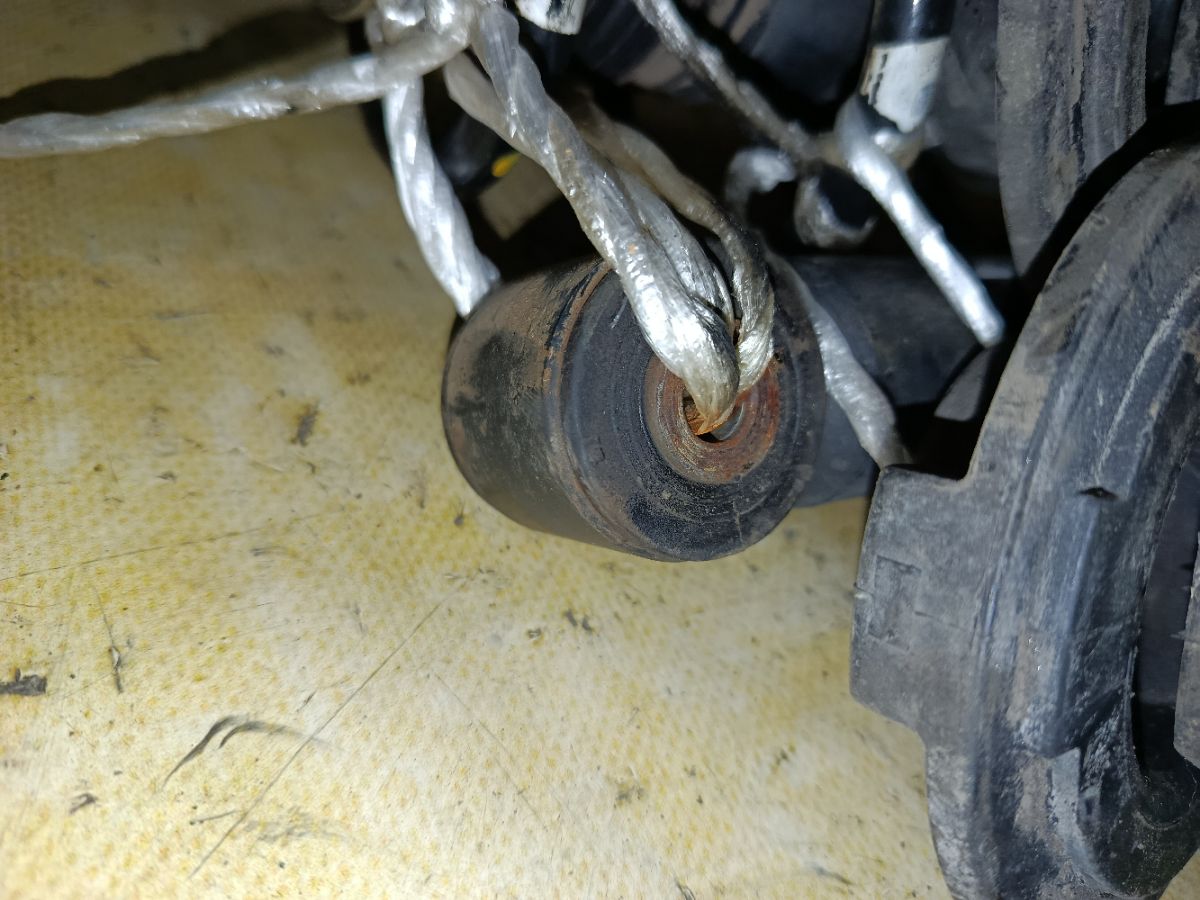 Амортизатор 52610-TF0-J030-M1, 348016, 52610-TF0-G12, 52610-TF0-J03, 52610-TG0-T03, 52610-TG5-C02, 52610-TK6-A03, CR-003R-GE6, SJ-003R-GE6, ST-003R-GE6 на Honda Fit GE6 Фото 7