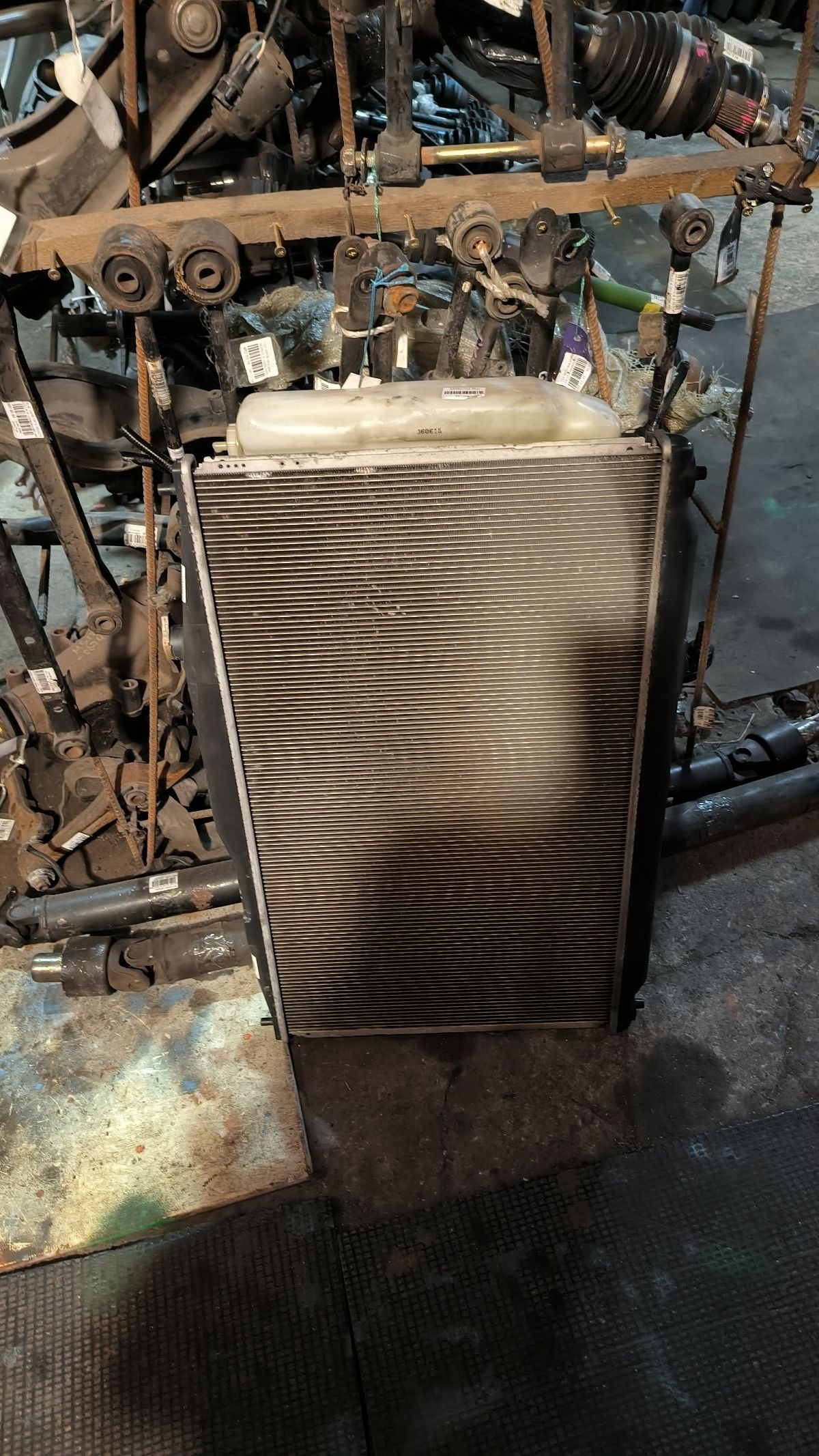 Радиатор ДВС 19010-RFE-901, FX-036-8338, FX-036-8338A, TD-036-8338, TD-036-8338A на Honda Odyssey RB1 K24A Фото 9