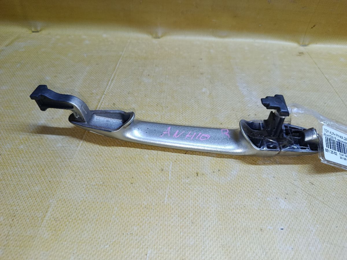 Ручка двери на Toyota Alphard ANH10W Фото 5