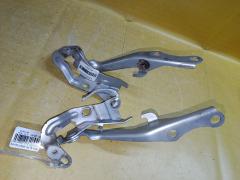 Крепление капота на Toyota Alphard ANH10W Фото 3