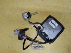 Блок розжига ксенона 85967-33031 на Toyota Prius ZVW30 Фото 3