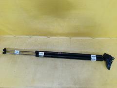 Амортизатор двери на Honda Stepwgn RF1 Фото 3