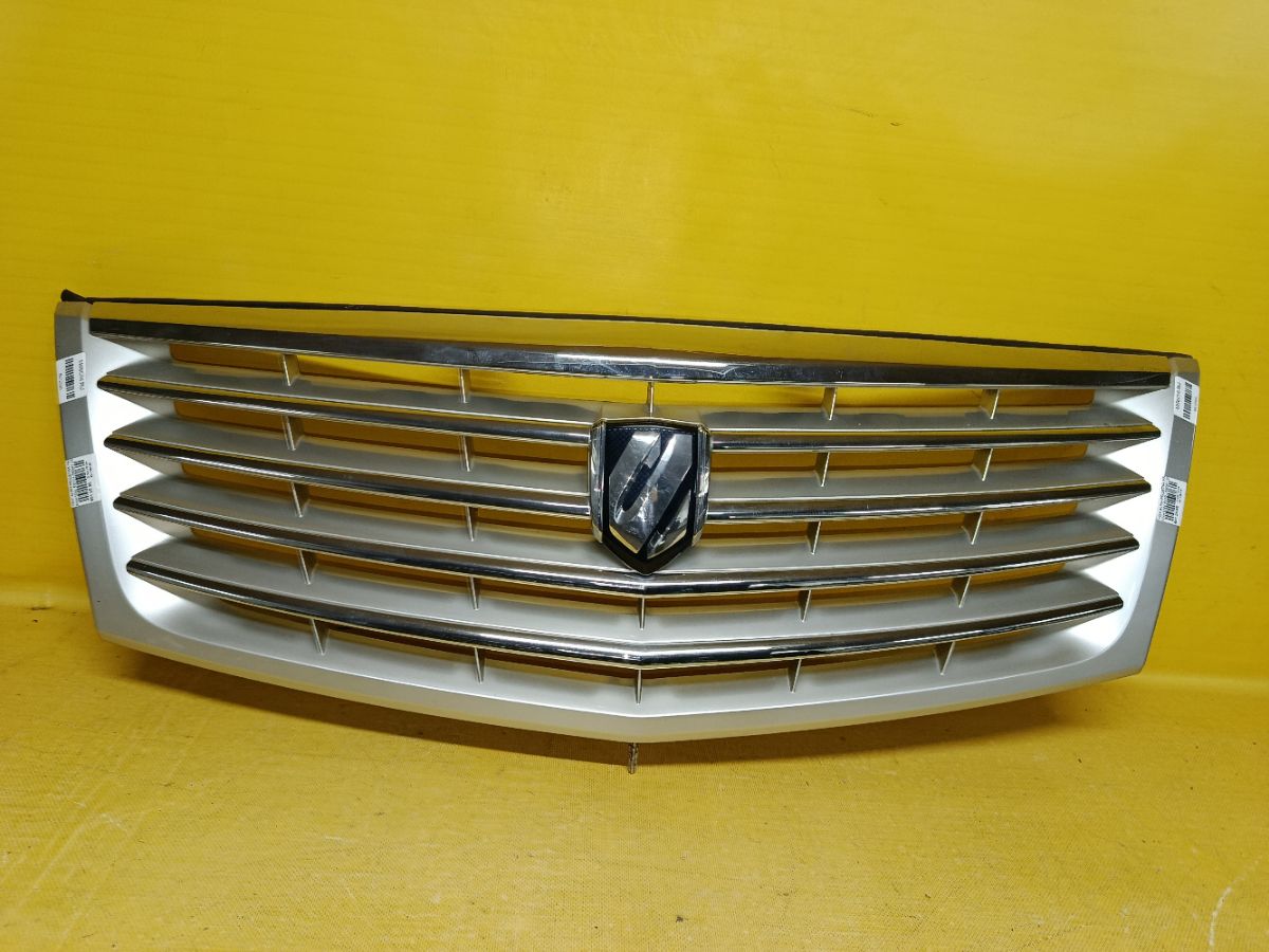 Решетка радиатора 53101-58041 на Toyota Alphard ANH10W Фото 3