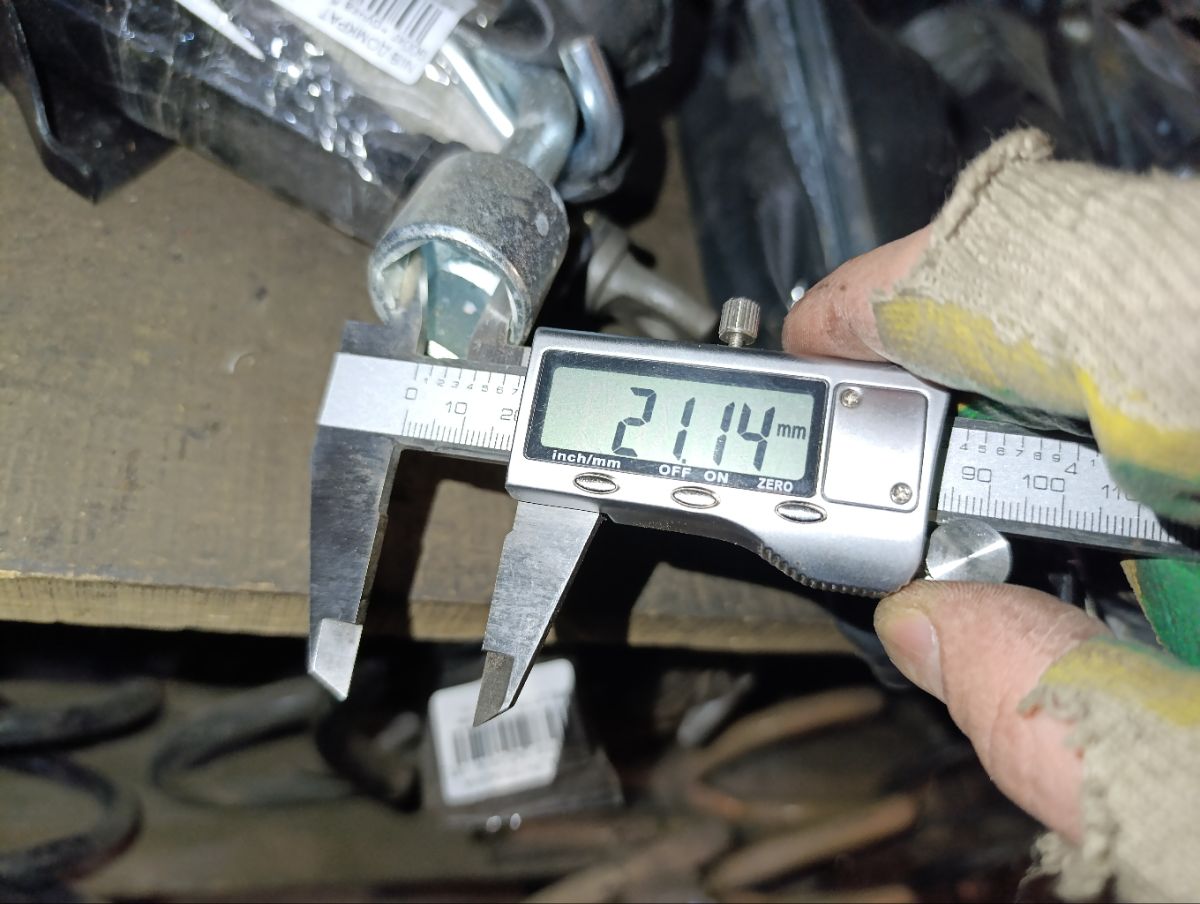 Домкрат на Nissan Фото 5