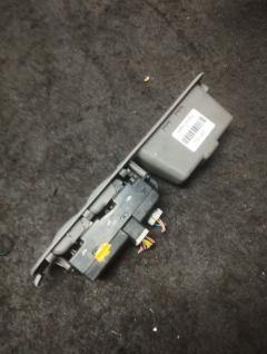 Блок упр-я стеклоподъемниками на Mazda Demio DW3W Фото 7