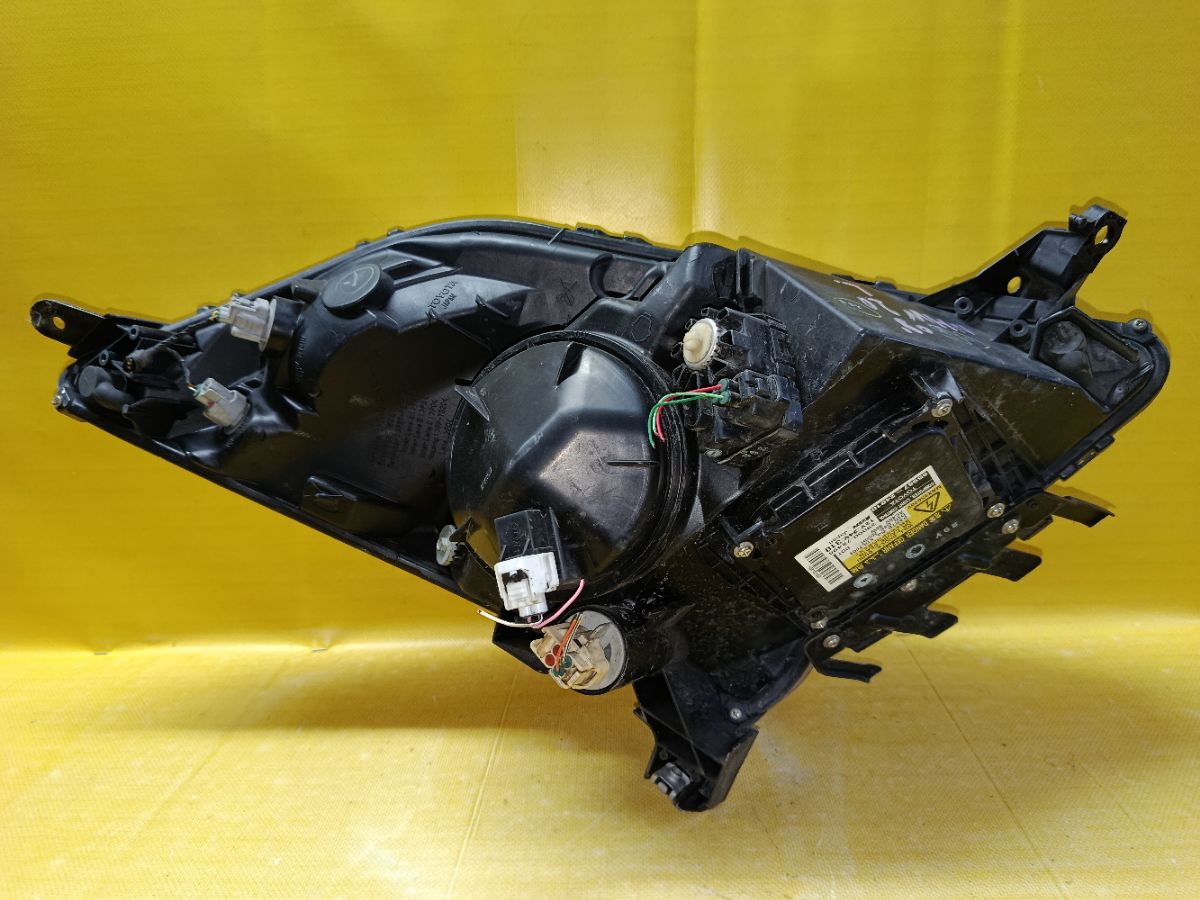 Фара 47-24 47-24,212-11G7-LDEML, 47-16L на Toyota Prius NHW20 Фото 9