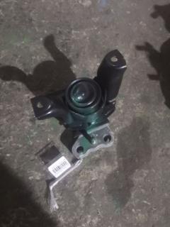 Подушка двигателя 12305-37050 на Toyota Voxy ZRR70G 3ZR-FAE Фото 7