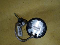 Блок розжига ксенона 85967-45010 на Toyota Voxy ZRR70G Фото 4