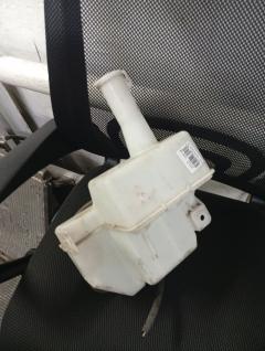 Бачок омывателя на Mitsubishi Mirage A05A Фото 7