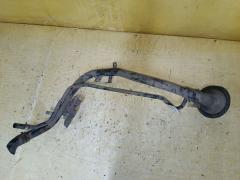 Заливная горловина топливного бака на Nissan X-Trail NT30 QR20DE Фото 4