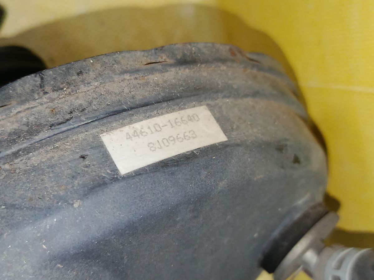 Главный тормозной цилиндр на Toyota Tercel EL51 4E-FE Фото 6