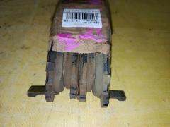 Тормозные колодки на Nissan Serena C26 MR20DD Фото 4