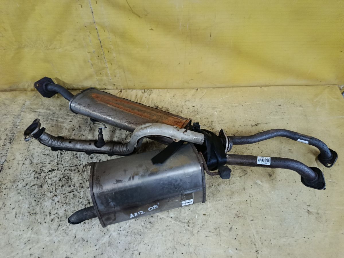 Глушитель на Nissan March AK12 CR12DE Фото 3