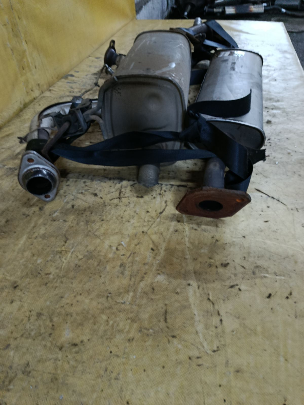 Глушитель на Nissan March AK12 CR12DE Фото 5