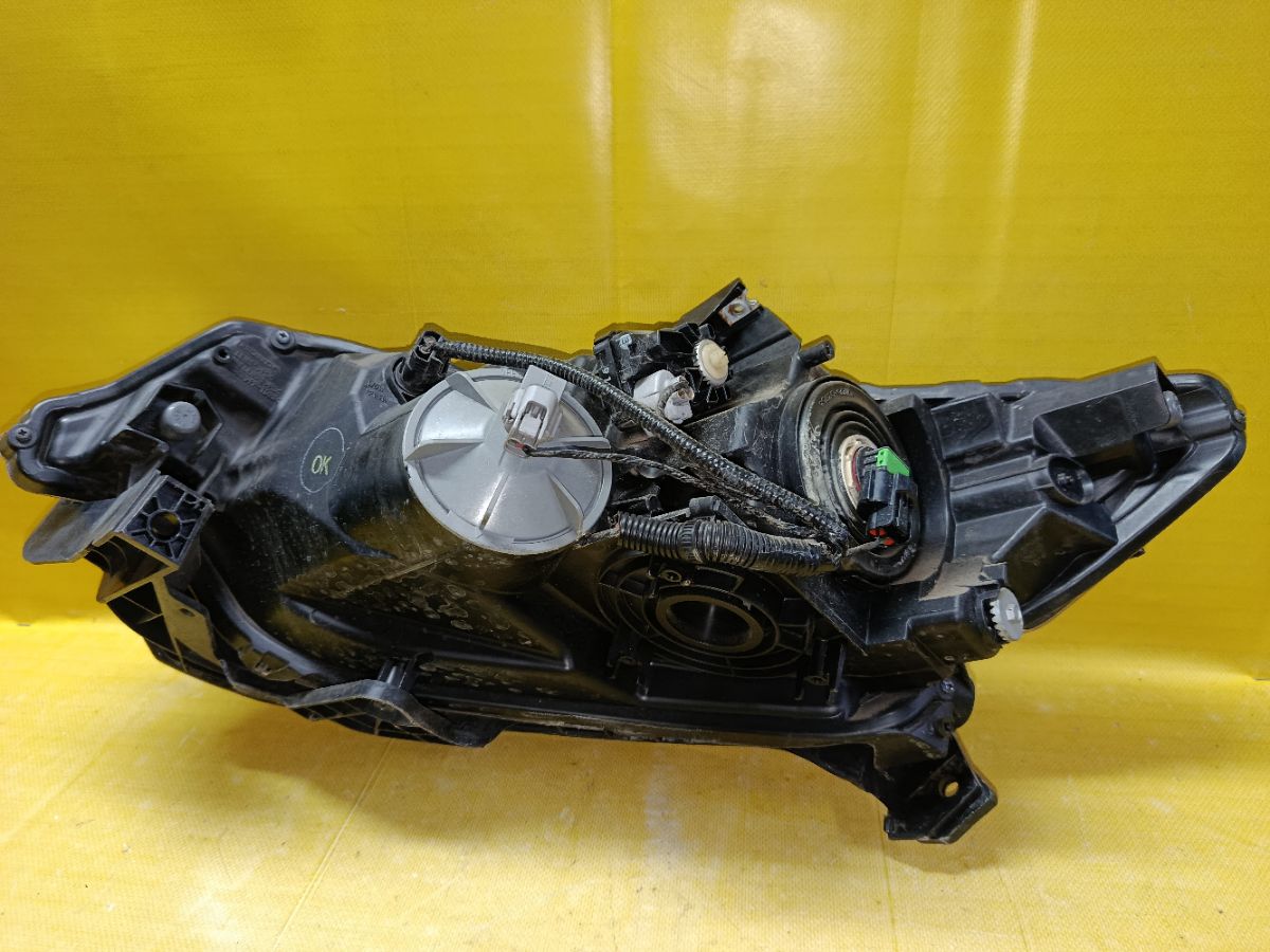 Фара 100-22877 100-22877,217-1171R-EM7, 33100-TM8-J01 на Honda Insight ZE2 Фото 8