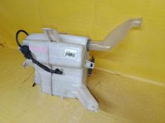 Бачок омывателя на Toyota Prius ZVW30 Фото 4