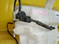 Бачок омывателя на Toyota Prius ZVW30 Фото 5