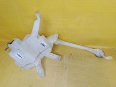 Бачок омывателя на Nissan Leaf AZE0 Фото 5