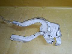 Крепление капота на Toyota Wish ZGE20G Фото 2