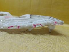 Крепление бампера 52115-28210, 52116-28210 на Toyota Voxy ZRR70G Фото 5