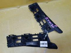 Крепление бампера 52116-47020, 52115-47020 на Toyota Prius ZVW30 Фото 2