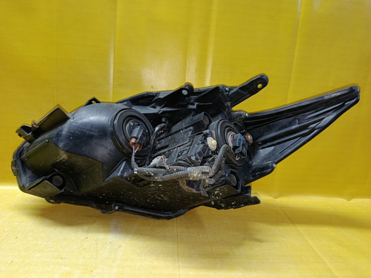 Фара 47-29 47-29,212-11P6-LDEM7 R на Toyota Prius ZVW30 Фото 11