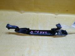 Ручка двери на Toyota Voxy ZRR70G Фото 5