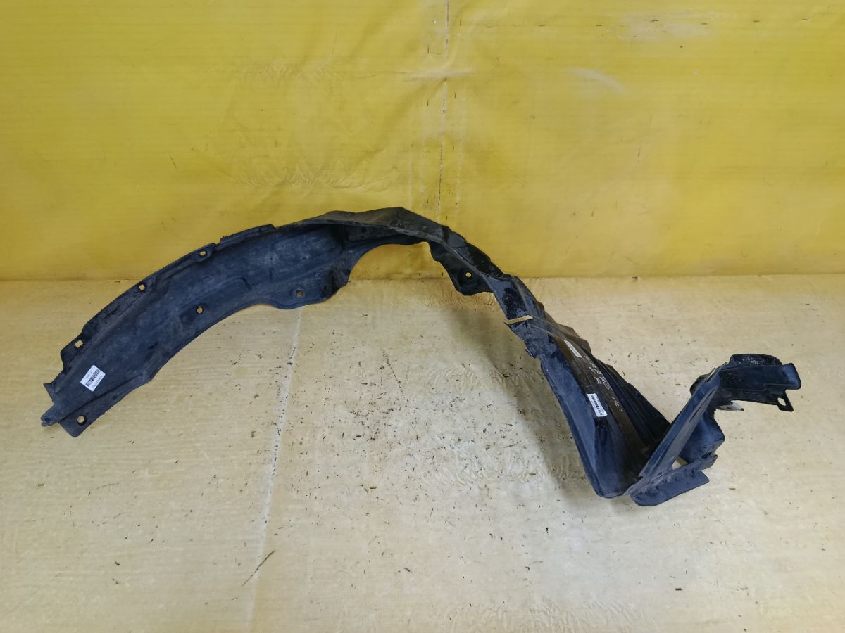 Подкрылок 53875-28201 на Toyota Voxy ZRR70G 3ZR-FAE Фото 3