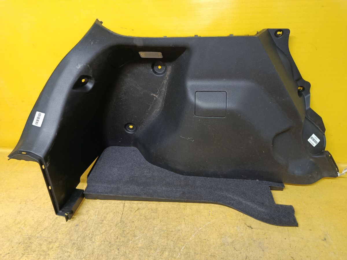 Обшивка багажника 84951-ED000 на Nissan Tiida C11 Фото 3