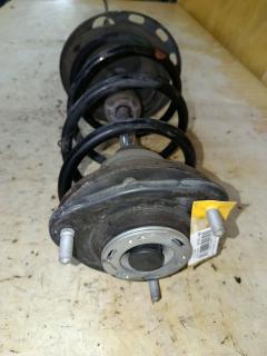 Стойка амортизатора на Toyota Voxy ZRR70G 3ZR-FAE Фото 4