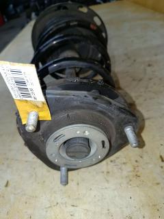 Стойка амортизатора на Toyota Voxy ZRR70G 3ZR-FAE Фото 4