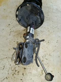 Стойка амортизатора на Toyota Voxy ZRR70G 3ZR-FAE Фото 6