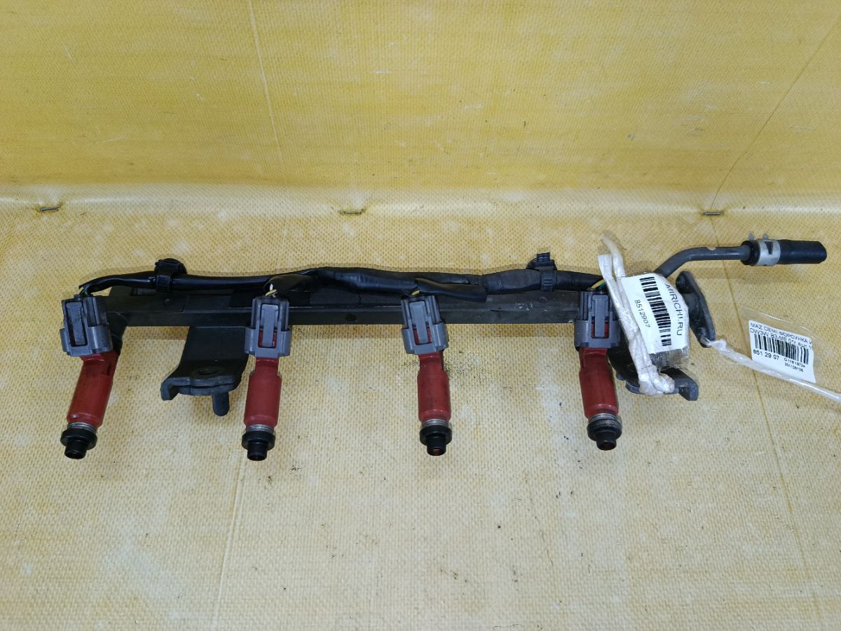 Форсунка инжекторная на Mazda Demio DW3W B3-ME Фото 3