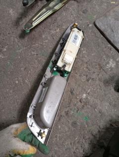 Блок упр-я стеклоподъемниками 84040-33080 на Toyota Wish ZGE20G Фото 8