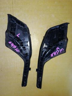 Решетка под лобовое стекло 53867-51150, 53866-52100 на Toyota Aqua NHP10 Фото 5