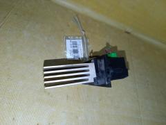 Регулятор скорости мотора отопителя на Nissan Note E11 HR15DE Фото 4