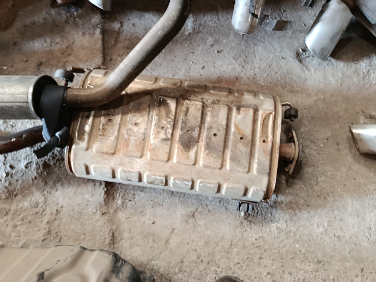 Глушитель на Nissan Serena C26 MR20DD Фото 11