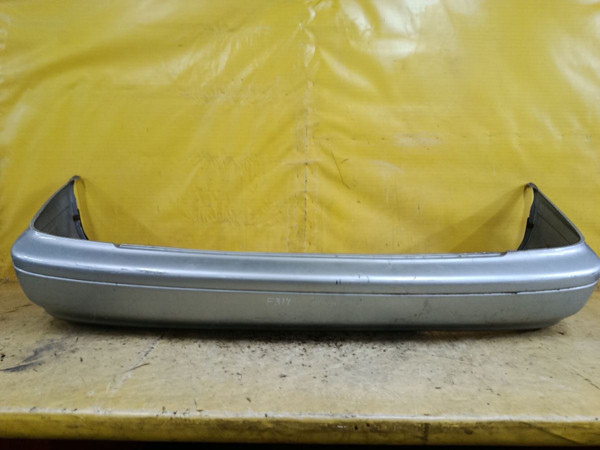 Бампер 85022-3M140 на Nissan Sunny FB14 Фото 3