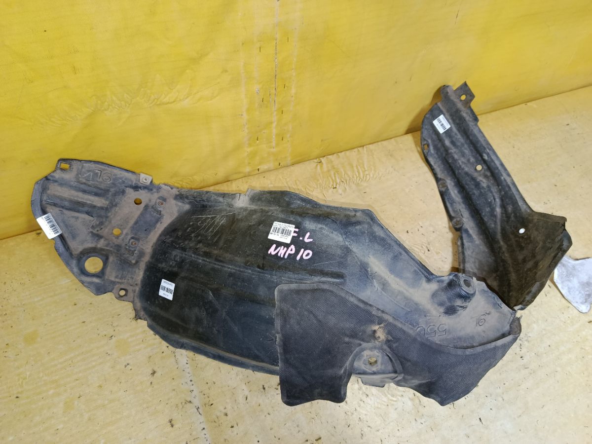 Подкрылок на Toyota Aqua NHP10 1NZ-FXE Фото 4