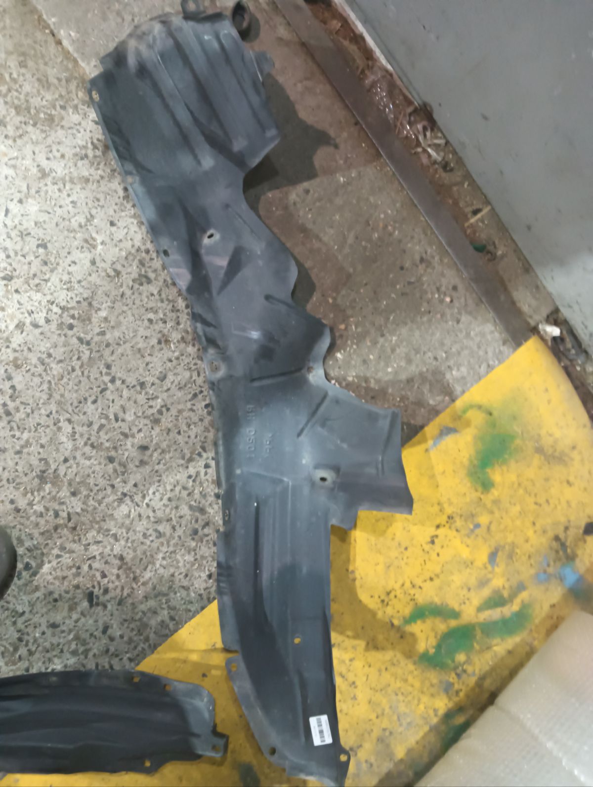 Подкрылок на Mazda Demio DW3W B3 Фото 7