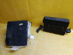 Блок предохранителей на Nissan Note E11 HR15DE Фото 2