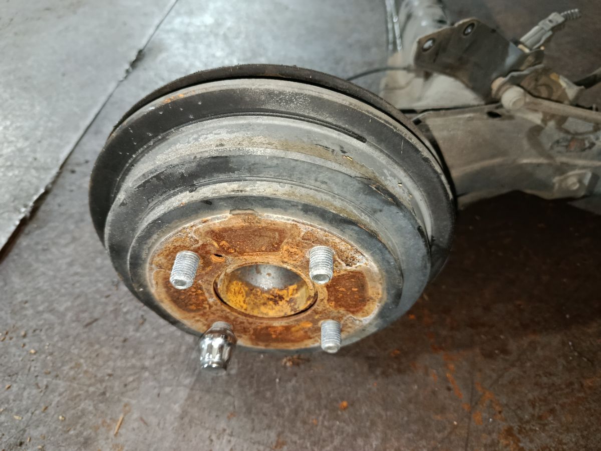 Балка подвески на Honda N-Box JF1 S07A Фото 9