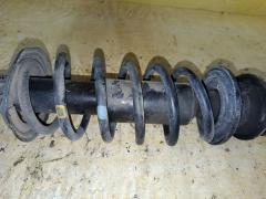 Стойка амортизатора на Honda N-Box JF1 S07A Фото 5