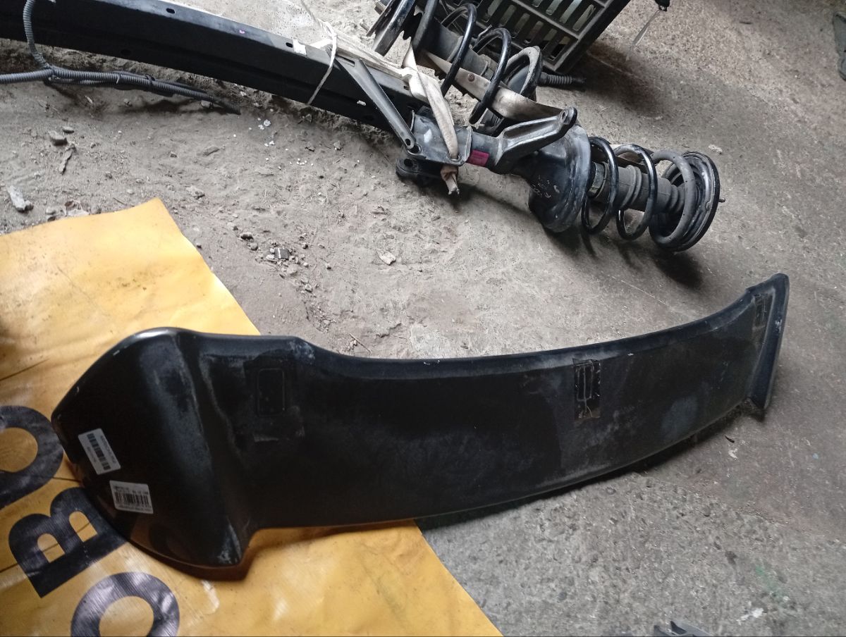 Спойлер 08F02-SMA-0000 на Honda Stream RN6 Фото 15