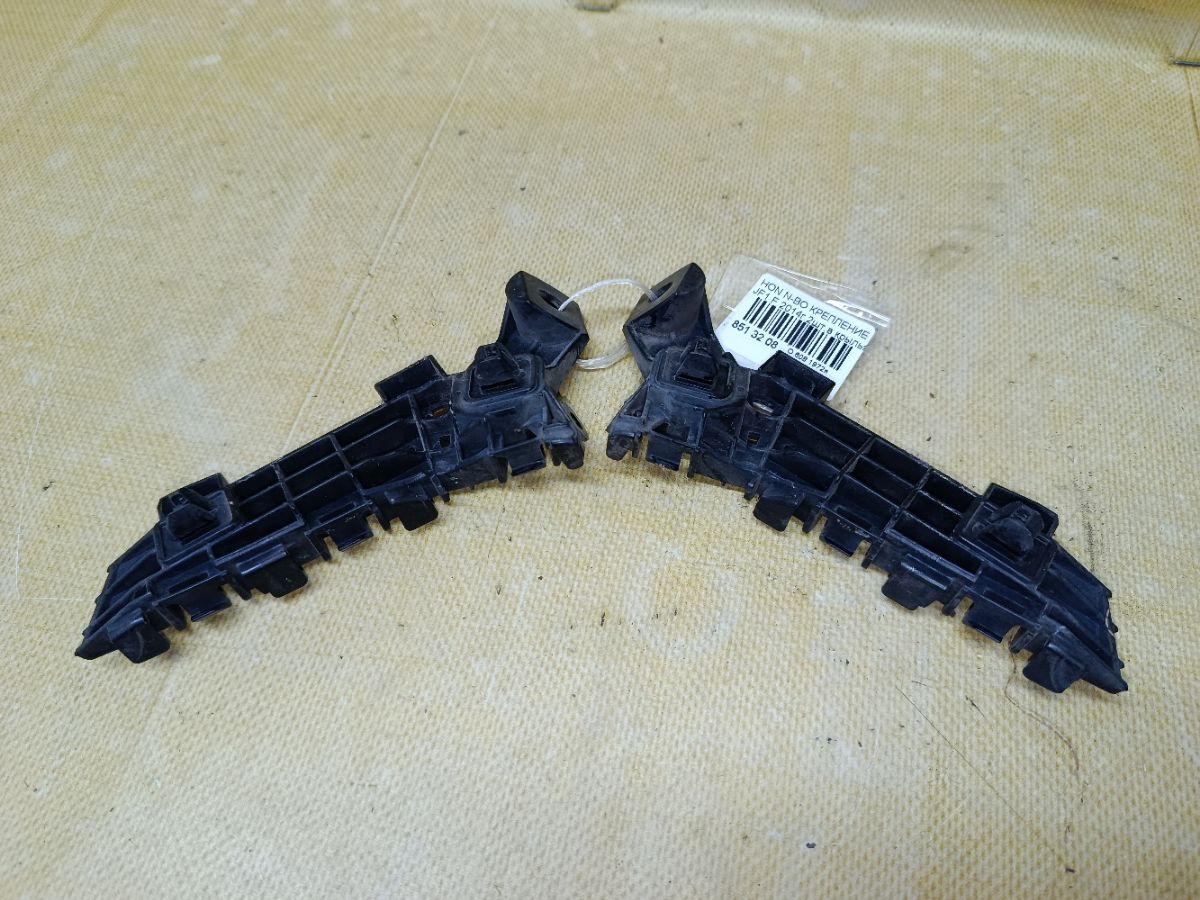 Крепление бампера на Honda N-Box JF1 Фото 5