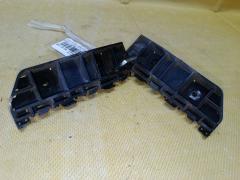 Крепление бампера на Honda Stream RN6 Фото 5